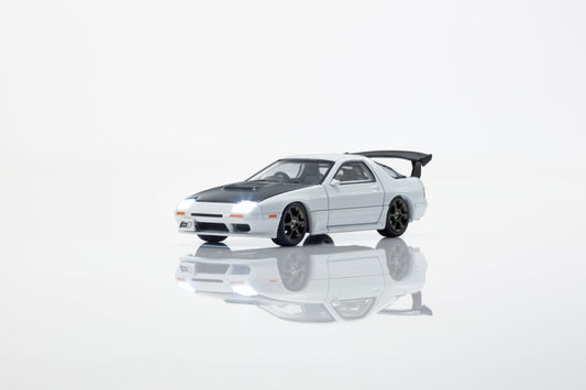 [COMING SOON] Kyosho Initial D Mazda Savanna RX-7 (FC3S) with LED