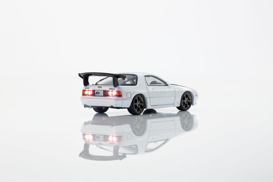 [COMING SOON] Kyosho Initial D Mazda Savanna RX-7 (FC3S) with LED